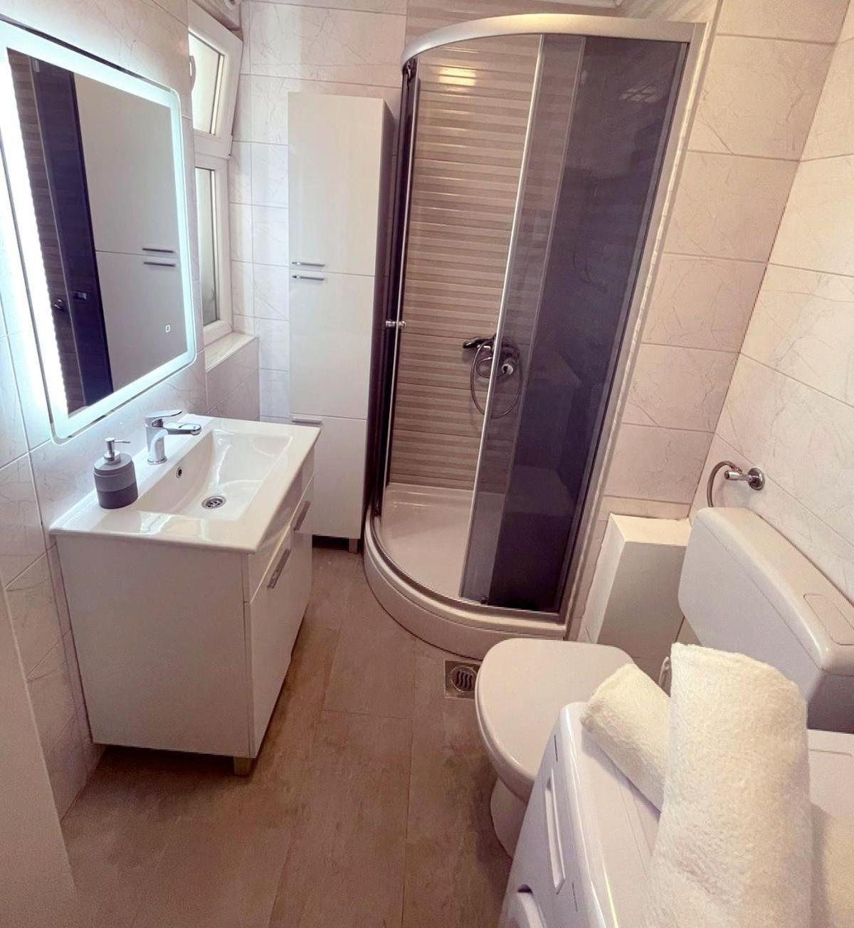 Apartman Moon 扎达尔 外观 照片